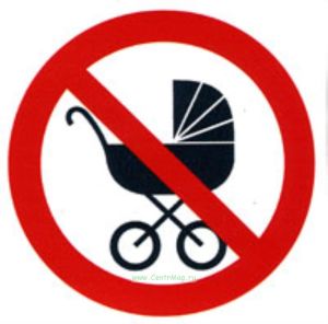 Запрещается вход (проход) с детской коляской. Знак