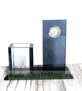 Настольный набор с часами и подставкой под ручки