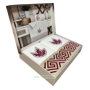 Набор махровых полотенец Rebeka в кейсе, белый, вышивка вишневого цвета