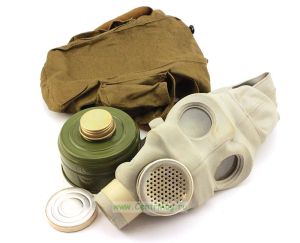 Гражданский противогаз (размер 3у, 1978 г., маска ГП-5, фильтрующе-поглощающая коробка ГП-5, незапотевающая пленка)