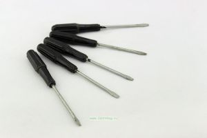 Отвертка шлицевая 200*1,0*6